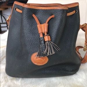 Vintage Dooney & Bourke bucket drawstring bag